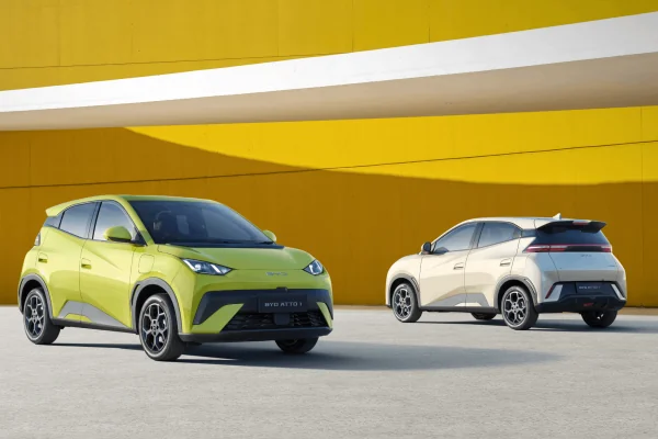 BYD ATTO 1 - Slide 13